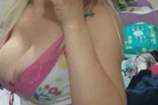 ✨ Your New Favorite Girl 😍 - Image 1