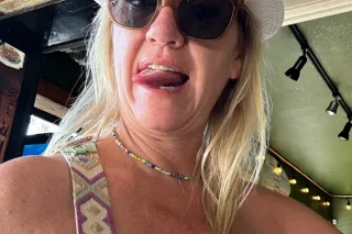 💗🦩Your sexy cougar is ready to play 🫦💋💄 - Image 2