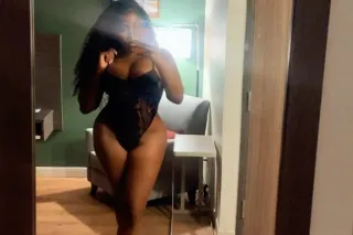 2 👯DUO 🔥🔥BIG BOOB BADDIE..NEW BEAUTY IN TOWN - Image 1